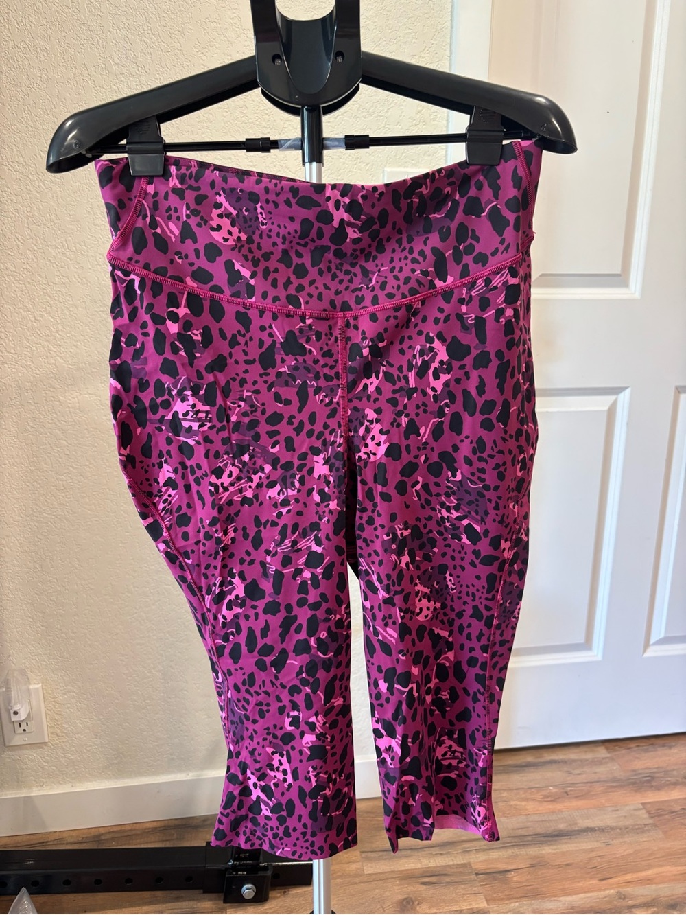 Lululemon Base Pace HR Crop 17”